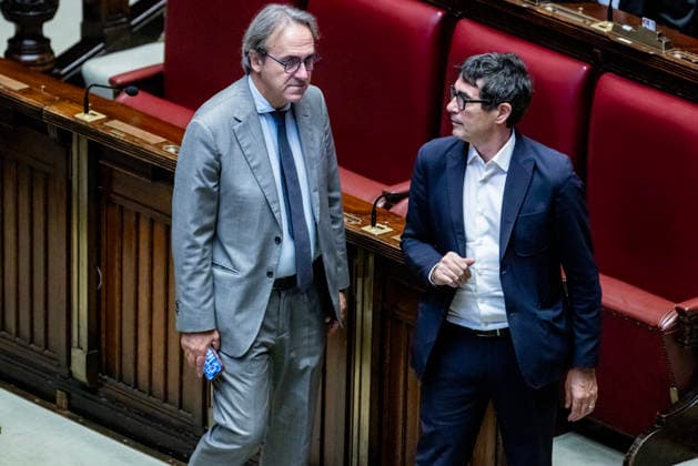 July 16, 2026, Rome, Italia, Italy: Europa Verde spokesperson Angelo Bonelli and Nicola Fratoianni during the session at the Chamber of Deputies for the final vote on the electoral law, Rome 16 07 2026 Rome Italy  - ZUMAa289 20260716_zia_a289_023 Copyright: xFrancescoxFotiax xAgfx