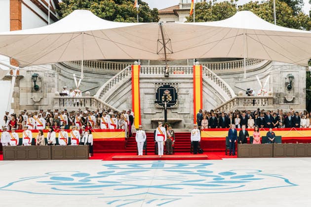 Felipe VI presides over the oath-taking ceremony before the flag and the presentation of royal commissions at the Naval Academy in Marín, Pontevedra. King Felipe VI, during the solemn ceremony of the oath or pledge before the flag and the presentation of royal commissions to the new class of Navy officers, on July 16, 2026, in Marín, Pontevedra, Galicia, Spain. This traditional military and institutional ceremony, held in the parade ground of the Naval Academy to coincide with the feast day of Our Lady of Mount Carmel—patron saint of seafarers and the Navy— is presided over by His Majesty King Felipe VI to award decorations to the most outstanding cadets and welcome the new officers to the ranks of the General Corps, Marine Corps, and Quar  Copyright: xBeatrizxCiscarx 7668293