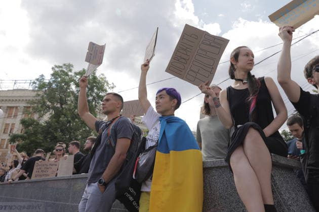 Anti-War Protesters Gather - Kharkiv Approximately 500 young people assembled at Freedom Square in Kharkiv on July 16 to protest the resignation of Mikhail Fedorov. Demonstrators held handmade signs and displayed the ukrainian flag during the gathering in the city center. Photo by Titov Yevhen ABACAPRESS.COM Kharkiv Kharkiv Oblast Ukraine  Copyright: xTitovxYevhen ABACAx