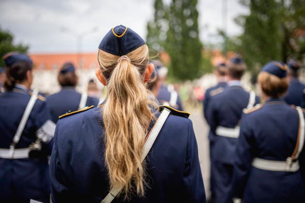 Illustrative photo of women in the Bundeswehr: A female Air Force soldier from the Guard Battalion stands in formation in Berlin, July 15, 2026, Berlin, Germany Copyright: xJulianexSonntagx