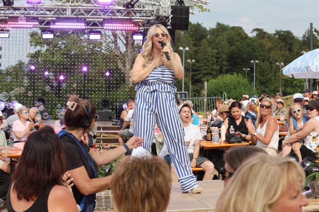 Donnschtig Jass Beatrice Egli 16.07.2026 Horgen ZH, SCHWEIZ, Generalprobe Donnschtig Jass mit Saengerin Beatrice Egli *** Donnschtig Jass with Beatrice Egli, July 16, 2026, Horgen, ZH, SWITZERLAND; Dress Rehearsal for Donnschtig Jass with singer Beatrice Egli 