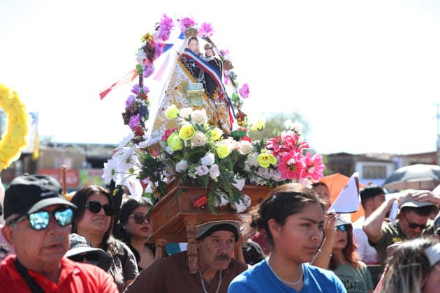 La Tirana, July 16, 2026. The solemn Mass for the feast day is held, where thousands of people—including the faithful, dancers, musicians, and pilgrims—celebrate and fulfill their vows at the Festival of La Tirana in honor of the Virgin of Carmen, Queen of Tamarugal and patron saint of Chile. Alex Diaz Aton, Chile; La Tirana, Chile. Aton 1173053  Copyright: ALEXxDIAZ ATONxCHILE