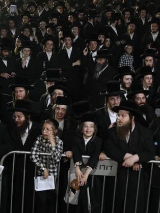 Ultra-Orthodox Jews protest compulsory military service outside Israeli prison KFAR YONA, ISRAEL - JULY 16: Demonstrators gather to protest outside the Beit Lid military prison demanding the release of an Ultra-Orthodox (Haredi) youth detained for refusing compulsory military service in Kfar Yona, Israel, on July 16, 2026. Gideon Markowicz Anadolu Kfar Yona Israel. Editorial use only. Please get in touch for any other usage.  Copyright: x2026xAnadoluxGideonxMarkowiczx