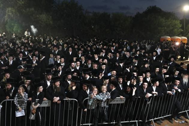Ultra-Orthodox Jews protest compulsory military service outside Israeli prison KFAR YONA, ISRAEL - JULY 16: Demonstrators gather to protest outside the Beit Lid military prison demanding the release of an Ultra-Orthodox (Haredi) youth detained for refusing compulsory military service in Kfar Yona, Israel, on July 16, 2026. Gideon Markowicz Anadolu Kfar Yona Israel. Editorial use only. Please get in touch for any other usage.  Copyright: x2026xAnadoluxGideonxMarkowiczx