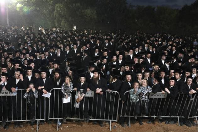 Ultra-Orthodox Jews protest compulsory military service outside Israeli prison KFAR YONA, ISRAEL - JULY 16: Demonstrators gather to protest outside the Beit Lid military prison demanding the release of an Ultra-Orthodox (Haredi) youth detained for refusing compulsory military service in Kfar Yona, Israel, on July 16, 2026. Gideon Markowicz Anadolu Kfar Yona Israel. Editorial use only. Please get in touch for any other usage.  Copyright: x2026xAnadoluxGideonxMarkowiczx