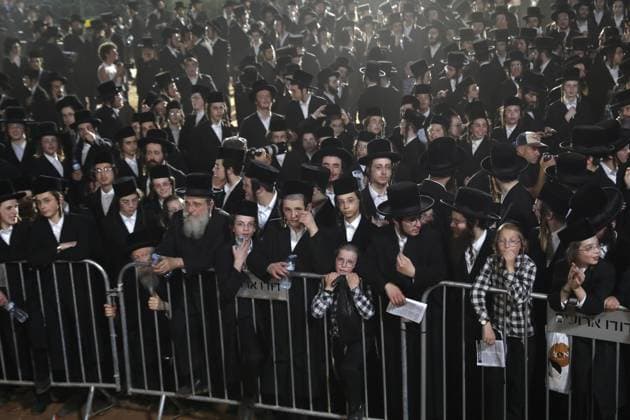 Ultra-Orthodox Jews protest compulsory military service outside Israeli prison KFAR YONA, ISRAEL - JULY 16: Demonstrators gather to protest outside the Beit Lid military prison demanding the release of an Ultra-Orthodox (Haredi) youth detained for refusing compulsory military service in Kfar Yona, Israel, on July 16, 2026. Gideon Markowicz Anadolu Kfar Yona Israel. Editorial use only. Please get in touch for any other usage.  Copyright: x2026xAnadoluxGideonxMarkowiczx