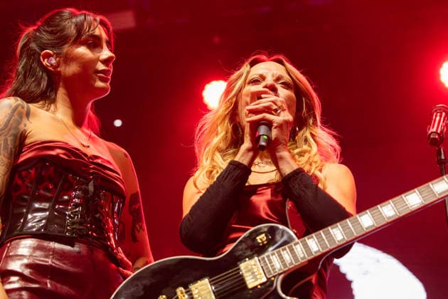 16.07.2026, Bellinzona, Parco Urbano, Nevermind Music Fest 2026: Bambole di Pezza, Martina Cleo Ungarelli (lead vocals) and Lisa Morgana Blue Cerri (lead guitar) Bellinzona Parco Urbano Ticino Switzerland *** July 16, 2026, Bellinzona, Parco Urbano, Nevermind Music Fest 2026: Bambole di Pezza, with Martina Cleo Ungarelli on lead vocals and Lisa Morgana Blue Cerri on lead guitar, at Parco Urbano in Bellinzona, Ticino, Switzerland Copyright: xJustPictures.ch FrancescoxMinghettix jp-en-FrMi-_NG_0030