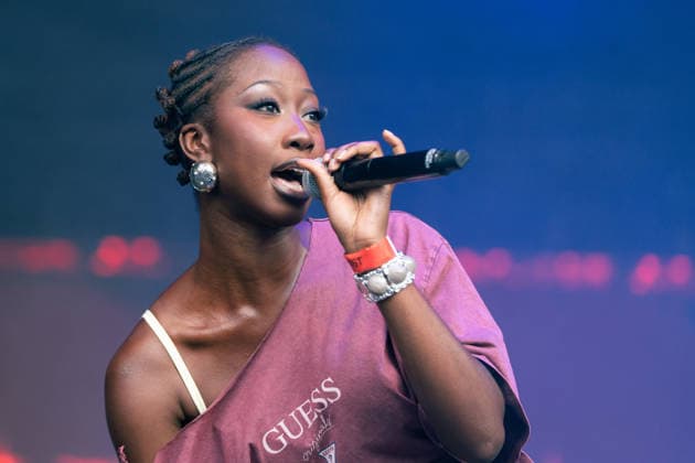 Entertainment Themen der Woche KW29 July 16, 2026, London, United Kingdom: Deela performs at Somerset House Summer Series in London. London United Kingdom - ZUMAs197 20260716_aaa_s197_246 Copyright: xLounisxTiarx