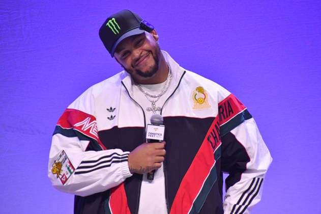 NEW YORK, NY - JULY 16: Dion Dawkins at Disney Fan Draft at Center Stage during day 1 of Fanatics Fest NYC on July 16, 2026 at Javits Center in New York City. Copyright: xmpi099 MediaPunchx