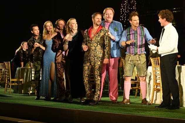 RECORD DATE NOT STATED Philipp Hochmair,Jedermann, Lukas Vogelsang, Dicker Vetter, Daniel Lommatzsch, Dünner Vetter, Dominik Dos Reis, Tod, Fotoprobe, Salzburger Festspiele, Domplatz, Salzburg, 2026, Manfred Siebinger *** Philipp Hochmair, *Jedermann*, Lukas Vogelsang, Fat Cousin, Daniel Lommatzsch, Skinny Cousin, Dominik Dos Reis, Death, Photo Rehearsal, Salzburg Festival, Domplatz, Salzburg, 2026, Manfred Siebinger
