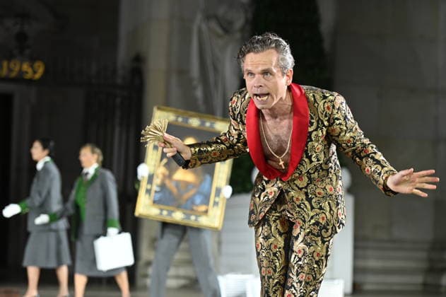 RECORD DATE NOT STATED Kristof van Boven, Mammon, Jedermann, Fotoprobe, Salzburger Festspiele, Domplatz, Salzburg, 2026, Manfred Siebinger *** Kristof van Boven, *Mammon*, *Jedermann*, Photo Rehearsal, Salzburg Festival, Domplatz, Salzburg, 2026, Manfred Siebinger