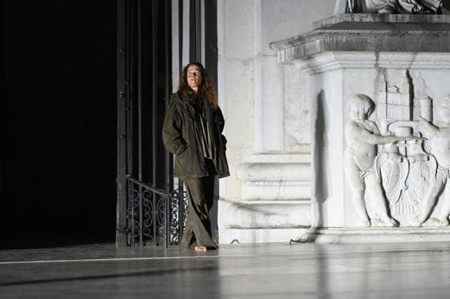 RECORD DATE NOT STATED Meike Droste, Werke, Nachbar, Jedermann, Fotoprobe, Salzburger Festspiele, Domplatz, Salzburg, 2026, Manfred Siebinger *** Meike Droste, Works, Neighbor, Jedermann, Photo Rehearsal, Salzburg Festival, Domplatz, Salzburg, 2026, Manfred Siebinger
