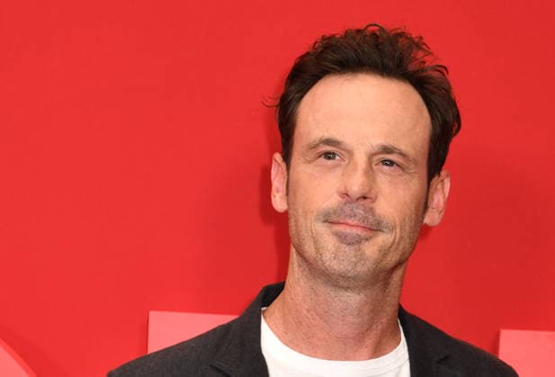 Premiere of the Furious series in New York NEW YORK, NY JULY 16 Scoot McNairy at the New York premiere of Hulu’s *Furious* on July 16, 2026, at Metrograph in New York City. Credit: John Fycke, AdMedia 458294, July 16, 2026, New York, New York, United States  Copyright: xAdMediax STAR_458294_012