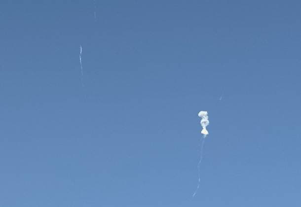 Air defense systems intercept missiles fired from Iran in Doha DOHA, QATAR - JULY 17: Smoke trails rise over Doha, Qatar as air defense systems intercept missiles fired from Iran, on July 17, 2026. Explosions were heard in several areas of Qatar, particularly in the capital, after the country s air defense systems were activated. Ali Altunkaya Anadolu Doha Qatar. Editorial use only. Please get in touch for any other usage.  Copyright: x2026xAnadoluxAlixAltunkayax