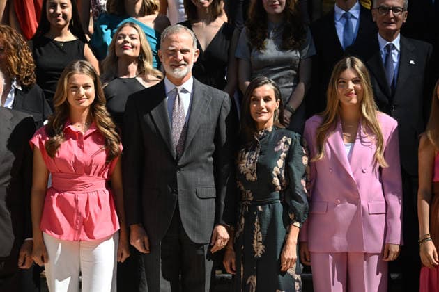 The Royal Family Holds an Audience with the Board of Trustees of the Spanish Committee of the United World Colleges Foundation Princess Leonor, King Felipe VI, Queen Letizia, and Infanta Sofía during the audience with the Board of Trustees of the Spanish Committee of the United World Colleges Foundation at the Zarzuela Palace, on July 17, 2026, in Madrid, Spain BOARD OF TRUSTEES SPANISH COMMITTEE OF UNITED WORLD SCHOOLS FOUNDATION ROYAL FAMILY José Madrid Madrid Spain  Copyright: xJosÃ xOlivax 7669887