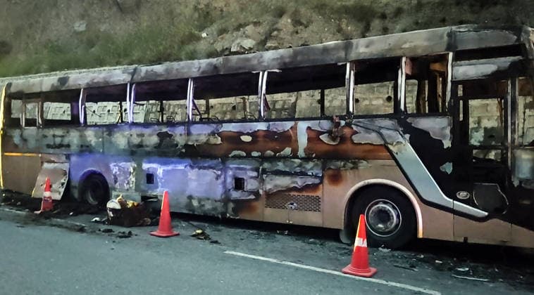 RECORD DATE NOT STATED Investigation underway through the shattered remains of passenger bus that caught fire on the Jammu-Srinagar National Highway Ramban, Jul 17 (ANI): Shattered remains of the passenger bus that caught fire on the Jammu-Srinagar National Highway near the Karol area, in Ramban on Thursday. (ANI Video Grab) Ramban Jammu and Kashmir India Copyright: xANIx ANI_20260717050