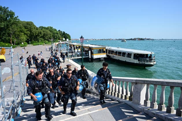 Protest against the visit of US Ambassador to Italy Tilman Fertitta in Venice, Italy VENICE, ITALY - JULY 17: Police officers arrive by vaporetto near US Ambassador to Italy Tilman Fertitta’s 117-metre megayacht in Venice, Italy, on July 17, 2026 ahead of a protest opposing Fertitta s visit during the city s annual Redentore festival and criticized mass tourism, the influence of billionaires on Venice, and US policies under President Donald Trump. Piero Cruciatti Anadolu Veneto Italy. Editorial use only. Please get in touch for any other usage.  Copyright: x2026xAnadoluxPieroxCruciattix