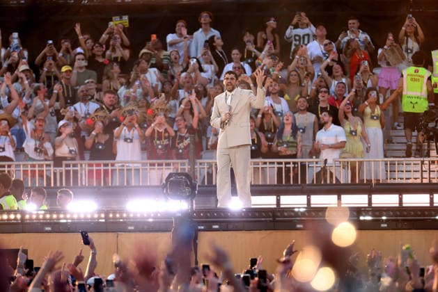 Entertainment Themen der Woche KW29 July 17, 2026, Milan, MILAN: Puerto Rican artist Bad Bunny performs at La Maura hippodrome as part of his world tour in Milan, Italy, 17 July 2026. The tour is centered on his latest album DeBI TiRAR MaS FOToS ..ANSA MATTEO BAZZI Milan MILAN  - ZUMAa110 20260717_zaf_a110_005 Copyright: xMatteoxBazzix