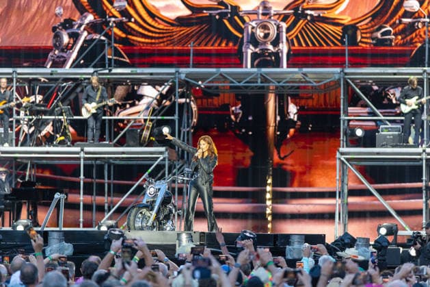 Aspach Schlagersaengerin Andrea Berg beim 21. Heimspiel Open-Air am 17.07.2026 in Aspach Schlagersaengerin Andrea Berg beim 21. Heimspiel Open-Air am 17.07.2026 in Aspach *** Aspach Schlager singer Andrea Berg at the 21st Heimspiel Open Air on July 17, 2026, in Aspach Schlager singer Andrea Berg at the 21st Heimspiel Open Air on July 17, 2026, in Aspach Copyright: xEibner-Pressefoto GerhardxWingenx EP_GWR