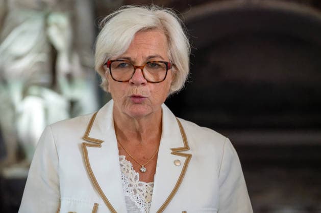 26. Deutsch-Französischer Ministerrat am 17. Juli 2026 im Schloss Augustusburg zu Brühl. Im Bild die französische Verteidigungsministerin Catherine Vautrin vor der gemeinsamen Pressekonferenz des französischen Staatspräsidenten Emmanuel Macron und des deutschen Bundeskanzlers Friedrich Merz. Anlässlich des Ministerrates begrüßten der Kanzler sowie Mitglieder seines Kabinetts den Französischen Präsidenten Emmanuel Macron sowie einige Mitglieder der französischen Regierung. Brühl Nordrhein-Westfalen Deutschland *** 26 German-French Ministerial Council on July 17, 2026, at Augustusburg Palace in Brühl. Pictured: French Defense Minister Catherine Vautrin before the joint press conference held by French President Emmanuel Macron an