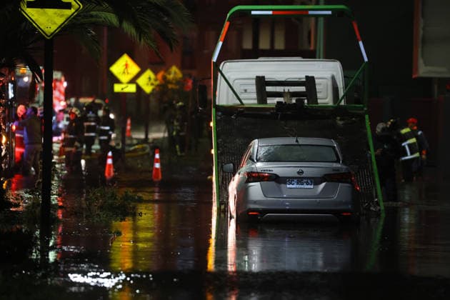 Santiago, July 17, 2026 Flooding caused by a weather front in Villa Los Presidentes, Talagante Municipality Jonnathan Oyarzun Aton Chile, Santiago, Chile Aton 1173470  Copyright: JONNATHANxOYARZUN ATONxCHILE