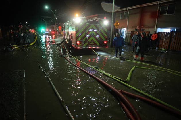 Santiago, July 17, 2026 Flooding caused by a storm front in Villa Los Presidentes, Talagante municipality. Jonnathan Oyarzun, Aton Chile, Santiago, Chile. Aton 1173488  Copyright: JONNATHANxOYARZUN ATONxCHILE
