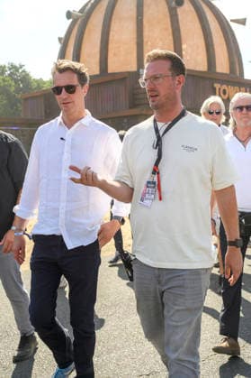 Hendrik Wüst und Bernd Dicks beim beim Rundgang über das Parookaville Festival am Flughafen in Rahmen der Sommertour 2026 des Ministerpräsidenten. Weeze, 17.07.2026 *** Hendrik Wüst and Bernd Dicks during a tour of the Parookaville Festival at the airport as part of Minister President Weeze’s 2026 summer tour, Weeze, July 17, 2026 Foto:xW.xRanderathx xFuturexImagex wuest_6756