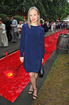 NIBELUNGEN FESTSPIELE. Alina Levshin anläßlich der Premiere des Stückes Die Hunnenkönigin im Rahmen der Nibelungen Festspiele am 17.07.2026 vor dem Kaiserdom Worms. 20260717MWI113997 *** NIBELUNGEN FESTIVAL Alina Levshin at the premiere of the play *The Queen of the Huns* as part of the Nibelungen Festival on July 17, 2026, in front of the Imperial Cathedral in Worms 20260717MWI113997
