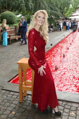 Mirja du Mont bei der Eröffnung der Nibelungen-Festspiele 2026 mit der Uraufführung des Stücks Die Hunnenkönigin auf der Open-Air-Bühne vor dem Wormser Dom. Worms, 17.07.2026 *** Mirja du Mont at the opening of the 2026 Nibelungen Festival, featuring the world premiere of the play *The Queen of the Huns* on the open-air stage in front of Worms Cathedral, Worms, July 17, 2026 Foto:xAgenturxWehnertx xGränzdörferx xFuturexImagex nibelungen_6806