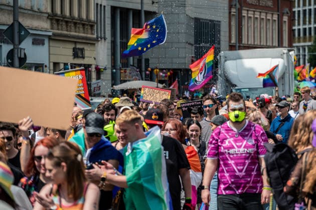 Mehr als 20.000 Menschen beteiligen sich am Demonstrationszug des Christopher Street Day (CSD) 2026 durch die Leipziger Innenstadt. Mit der Veranstaltung setzen die Teilnehmenden ein Zeichen für Vielfalt, Gleichberechtigung sowie die Rechte von LGBTQIA+-Menschen. Leipzig, Sachsen, Deutschland, CSD Leipzig 2026 *** More than 20,000 people are taking part in the Christopher Street Day (CSD) 2026 parade through downtown Leipzig. Through this event, participants are standing up for diversity, equality, and the rights of LGBTQIA people. Leipzig, Saxony, Germany, CSD Leipzig 2026