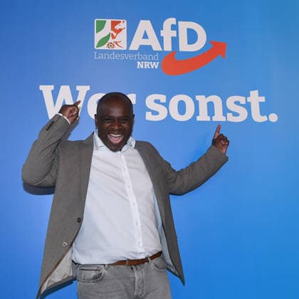 Listenaufstellung der AfD NRW am 18.07.2026 im Eventzentrum.NRW in Marl Serge Menga Nsibu ( Politischer Aktivist ) *** AfD NRW Candidate List Announcement on July 18, 2026, at the Eventzentrum NRW in Marl; Serge Menga Nsibu, Political Activist xRx