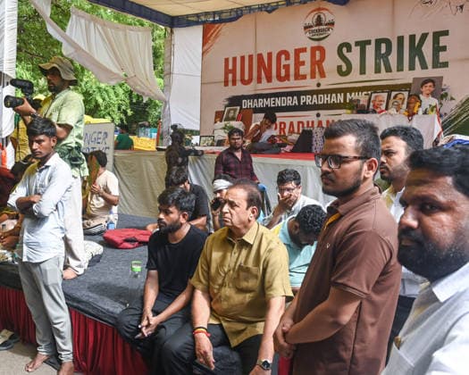 CJP protest underway at Jantar Mantar following the hospitalisation of environmentalist Sonam Wangchuk New Delhi, Jul 18 (ANI): CJP founder Abhijeet Dipke s indefinite hunger strike underway at Jantar Mantar following the hospitalisation of environmentalist Sonam Wangchuk, in New Delhi on Saturday. NCP-SCP leader Anil Deshmukh also present. New Delhi Delhi India Copyright: xANIx ANI_20260718437