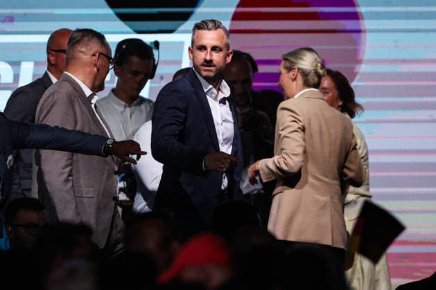 v.l. Martin Reichardt (AfD,Sachsen-Anhalt), Ulrich Siegmund (AfD, Sachsen-Anhalt), Alice Elisabeth Weidel (AfD) - Wahlkampfauftaktveranstaltung der AfD Sachsen-Anhalt in der Messe Magdeburg am Sonnabend, den 18. Juli 2026 in Magdeburg. *** From left: Martin Reichardt (AfD, Saxony-Anhalt), Ulrich Siegmund (AfD, Saxony-Anhalt), Alice Elisabeth Weidel (AfD) — AfD Saxony-Anhalt’s campaign kickoff event at the Magdeburg Exhibition Center on Saturday, July 18, 2026, in Magdeburg