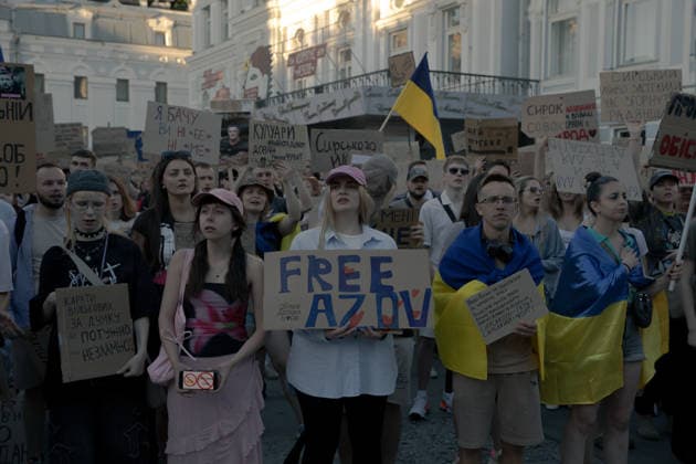 Protesters gather in Kyiv for a third consecutive day to denounce the dismissal of Ukrainian Defence Minister Fedorov. - 18 07 2026 - Ukraine Kyiv Oblast Kyiv () -  LouisxLemaire-Sicrex xLexPictorium LePictorium_0339190