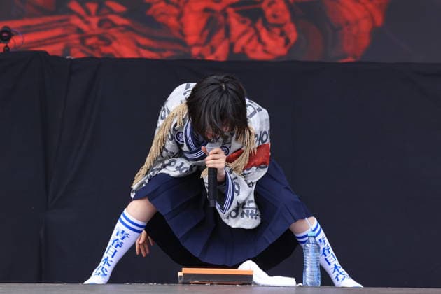 18.07.2026, Atarashii Gakko!, Sänger, im Konzert live auf dem Lollapalooza 2026, Olympiastadion, Berlin, Berlin *** July 18, 2026, Atarashii Gakko, singer, live in concert at Lollapalooza 2026, Olympic Stadium, Berlin, Berlin