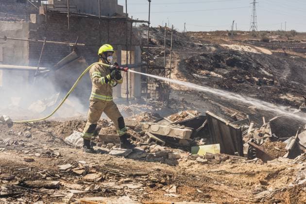 Major wildfire destroys homes near Havat Gilad in the West Bank HAVAT GILAD, WEST BANK JULY 19, 2026: Firefighters battle a wildfire near Havat Gilad in the occupied West Bank after a blaze rapidly spread through dry vegetation, destroying about 30 structures, including homes and businesses. Israeli authorities said they were investigating the incident as a suspected nationalist-motivated arson attack after a person allegedly threw a burning object from a moving vehicle. Two emergency responders were injured. West Bank, Havat Gilad PS Copyright: x xHilelxbenxorx xJNAxPressx