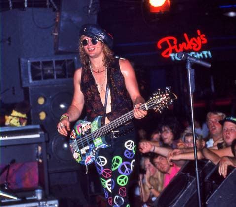 Daytona Beach, Florida, USA; ENUFF Z NUFF - CHIP Z NUFF onstage at Finky s night club - Sept. 1991  - ZUMAh235 19910930_zmp_h235_149 Copyright: xChristopherxHeltonx