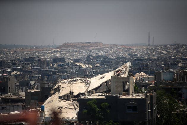 Aftermath of Israeli Airstrike In Gaza General view of destroyed buildings in eastern Gaza City, on July 19, 2026. Gaza continues to experience daily violence despite a formal ceasefire in place since October, with both the Israeli military and Hamas accusing one another of violating the truce. Gaza Palestine  Copyright: xMajdixFathix originalFilename: fathi-notitle260719_npZF4.jpg