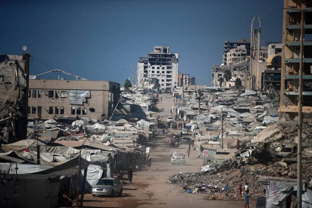 Aftermath of Israeli Airstrike In Gaza Palestinians walk among destroyed buildings in Gaza City, Gaza, on an unspecified date. Gaza remains subject to daily violence despite a formal ceasefire in place since October, with both the Israeli military and Hamas accusing one another of violating the truce. Gaza Palestine  Copyright: xMajdixFathix originalFilename: fathi-notitle260719_npqpL.jpg
