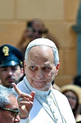 ITALY - POPE LEO XIV LEADING THE ANGELUS PRAYER IN CASTEL GANDOLFO NEAR ROME - 2026 7 19 Italy, Albano , Vatican, 2026 7 19 Pope Leo XIV leading the Angelus prayer in Castel Gandolfo near Rome, EDITORIAL USE ONLY - NO BOOKS Copyright: xALESSIAxGIULIANIx