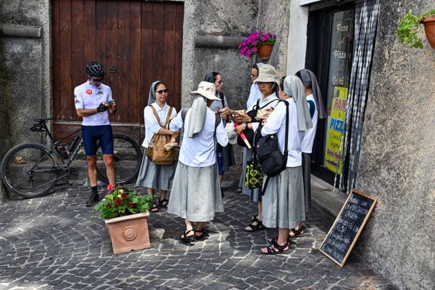ITALY - POPE LEO XIV LEADING THE ANGELUS PRAYER IN CASTEL GANDOLFO NEAR ROME - 2026 7 19 Italy, Albano , Vatican, 2026 7 19 Pope Leo XIV leading the Angelus prayer in Castel Gandolfo near Rome, EDITORIAL USE ONLY - NO BOOKS Copyright: xALESSIAxGIULIANIx