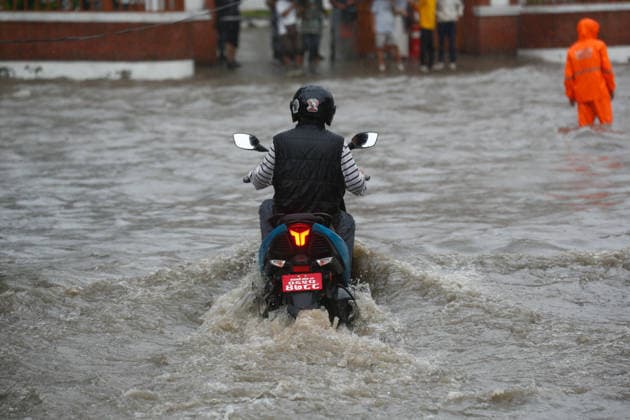 Monsoon Rains Inundate Roads In Central Kathmandu Commuters wade through a waterlogged road after heavy monsoon rainfall inundated the Maitighar Mandala area in Kathmandu, Nepal, on July 19, 2026. Continuous rain caused localized flooding and disrupted traffic and daily life in several parts of the capital, with pedestrians and motorists navigating through floodwaters as the monsoon season continues. Kathmandu Nepal  Copyright: xSanjitxPariyarx originalFilename: pariyar-notitle260719_npSQD.jpg
