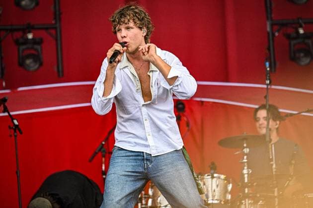 Lollapalooza Festival Berlin - Tag 2 ** NUR FÜR REDAKTIONELLE ZWECKE ** EDITORIAL USE ONLY **<p>Lollapalooza Festival Berlin - Tag 2, Sänger ZARTMANN, Am zweiten Tag treten unter anderem Künstler wie Lewis Capaldi, Lorde und Zartmann auf. Das populäre US-Festival, bestehend seit 1991, feierte 2015 auf dem Tempelhofer Feld in Berlin Europa-Premiere. Seit 2018 findet es auf dem Berliner Olympiagelände statt, fotografiert am 19.07.2026 in Berlin. Berlin Berlin Berlin Copyright: MaurizioxGambarini *** Lollapalooza Festival Berlin Day 2 ** FOR EDITORIAL USE ONLY ** EDITORIAL USE ONLY ** p Lollapalooza Festival Berlin Day 2, singer ZARTMANN. On the second day, artists such as Lewis Capaldi, Lorde, and Zartmann will perform, among others. The Copyright: MaurizioxGambarini doc86sb23fob6dmnnl2rfv ,EDITORIAL USE ONLY