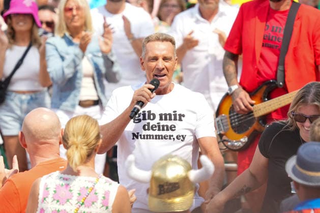 Entertainment Themen der Woche KW29 ZDF-Fernsehgarten 2026. Jürgen Milski im ZDF Fernsehgarten mit dem Motto Mallorca-Party am 19.07.2026 in Mainz. Mainz ZDF Fernsehgarten Rheinland-Pfalz *** ZDF Fernsehgarten 2026: Jürgen Milski on ZDF Fernsehgarten with the theme Mallorca Party on July 19, 2026, in Mainz, Mainz, ZDF Fernsehgarten, Rhineland-Palatinate