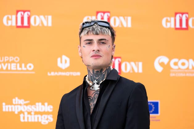 July 19, 2026, Giffoni Valle Piana, Salerno, Italy: Italian singer Manuel Franco Rocati aka Rosa Chemical attends the photocall at 56th Giffoni Film Festival 2026 in Giffoni Valle Piana, Salerno, Italy on July 19, 2026. Giffoni Valle Piana Italy - ZUMAl175 20260719_zip_l175_127 Copyright: xFrancescoxLucianox
