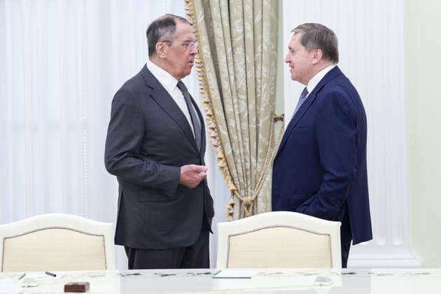 RUSSIA, MOSCOW - JULY 19, 2026: Russia s Minister of Foreign Affairs Sergei Lavrov (L) and Russian President Putin s adviser Yuri Ushakov before a meeting between Russia s President Putin and North Korea s Minister of Foreign Affairs Choe Son Hui in the Kremlin Moscow Russia  - ZUMAt113 20260719_zaa_t113_226 Copyright: xAlexanderxShcherbakx