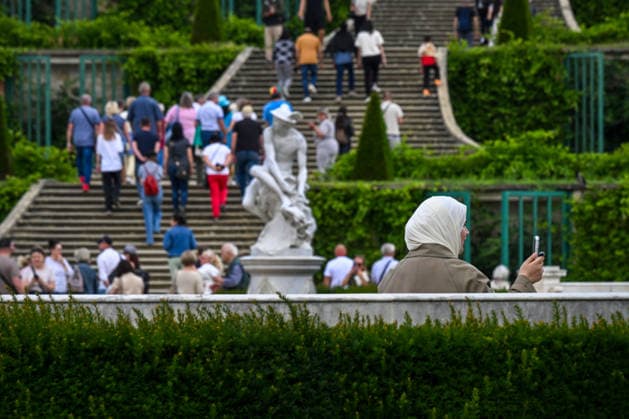 Tourismus Weltkulturerbe Architektur Ferienzeit 20.01.2026 Potsdam Landeshauptstadt Schlosspark Sanssouci Neues Palais Stiftung Preußische Schlösser und Gärten Weltkulturerbe Große Fontäne Weinberg Schloss Sanssouci Potsdam Schlosspark Sanssouci GER *** Tourism, World Heritage Site, Architecture, Vacation Season, January 20, 2026, Potsdam, State Capital, Sanssouci Palace Park, New Palace, Prussian Palaces and Gardens Foundation, World Heritage Site, Great Fountain, Vineyard, Sanssouci Palace, Potsdam, Sanssouci Palace Park, GER