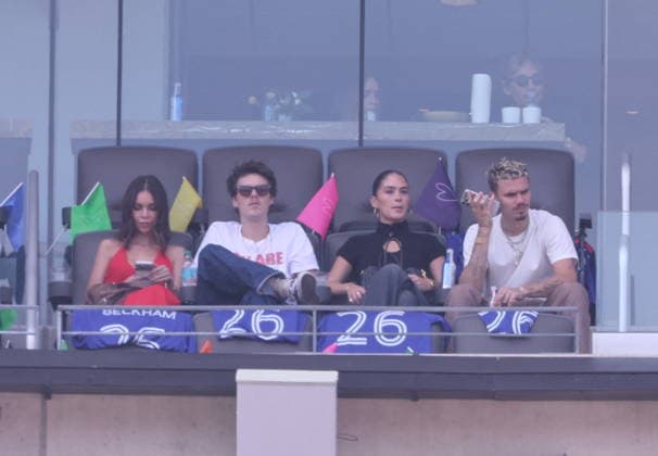 2026 World Cup Final - Romeo And Cruz Beckham And Girlfriends In The Stands - USA (L) Cruz Bekham and girlfriend Jackie Apostel with (R) Romeo Beckham and girlfriend Kim Turnbull in the stands during the Closing ceremony ahead of the FIFA World Cup 2026 final football match between Spain and Argentina on July 19, 2026 in East Rutherford, NJ, USA. Photo by Charles Guerin ABACAPRESS.COM East Rutherford NJ United States  Copyright: xGuerinxCharles ABACAx