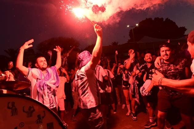 July 19, 2026, Tel-Aviv, Israel: TEL AVIV, ISRAEL Ã¢â‚¬ JULY 19, 2026: Thousands of football fans gather at Menora Mivtachim hall in Tel-Aviv to watch the final match of the World Cup between Argentina and Spain. JNA Press. Tel-Aviv Israel - ZUMAq101 20260719_zna_q101_246 Copyright: xTomerxNeubergx