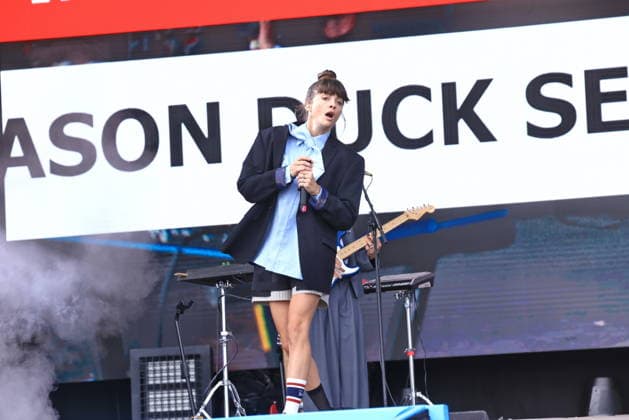 19.07.2026, Noga Erez, Sängerin, im Konzert live auf dem Lollapalooza 2026, Olympiastadion, Berlin, Berlin *** July 19, 2026, Noga Erez, singer, performing live at Lollapalooza 2026, Olympic Stadium, Berlin, Berlin